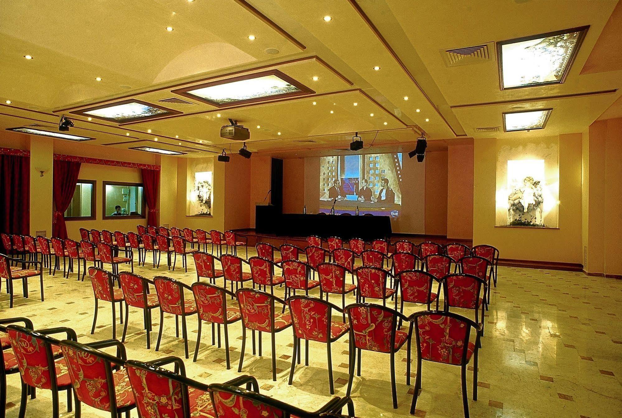 Th Cinisi - Florio Park Hotel Екстер'єр фото