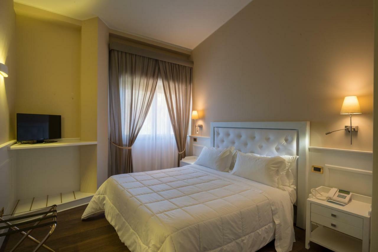 Th Cinisi - Florio Park Hotel Екстер'єр фото