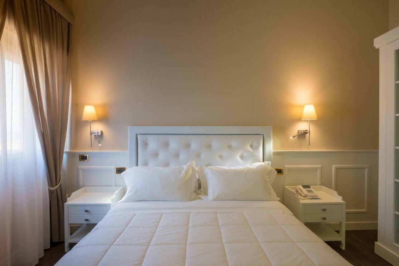 Th Cinisi - Florio Park Hotel Екстер'єр фото